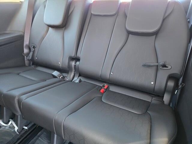 new 2026 Kia Carnival car, priced at $49,285