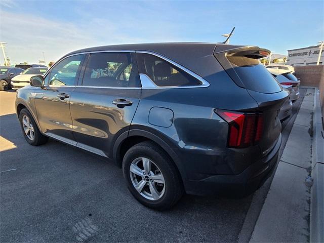 used 2023 Kia Sorento car, priced at $21,755