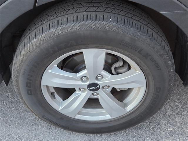 used 2023 Kia Sorento car, priced at $21,755