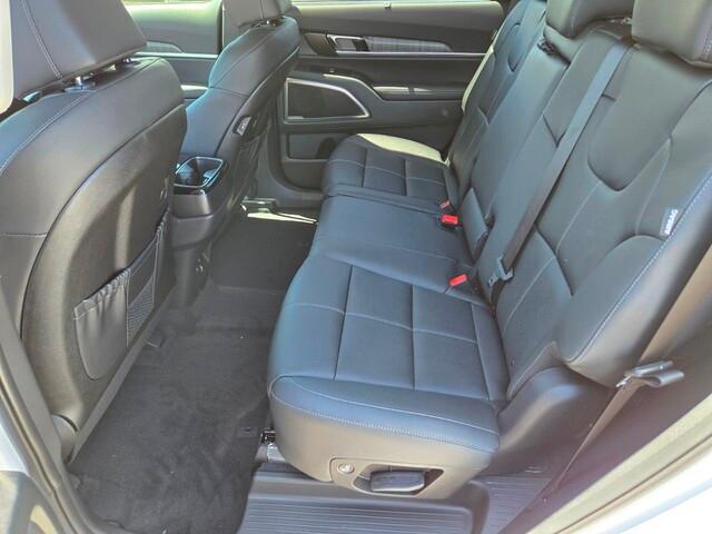 new 2025 Kia Telluride car, priced at $43,455