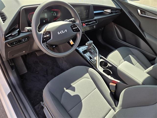new 2025 Kia Niro car, priced at $27,990