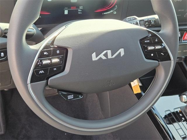 new 2025 Kia Niro car, priced at $27,990