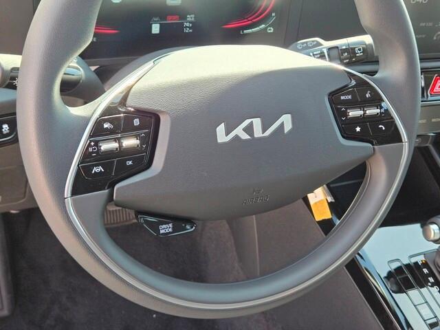 new 2025 Kia Niro car, priced at $29,255