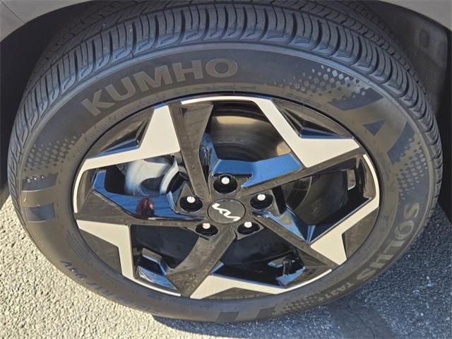 used 2024 Kia Seltos car, priced at $22,520