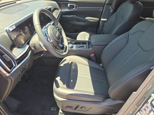 new 2025 Kia Sorento Hybrid car, priced at $42,130