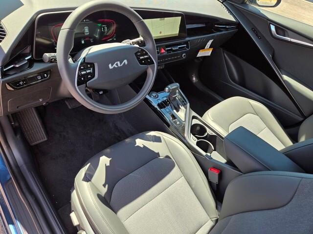 new 2025 Kia Niro car, priced at $30,800