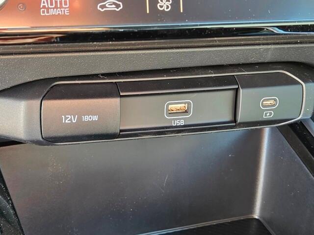 new 2025 Kia Niro car, priced at $28,860