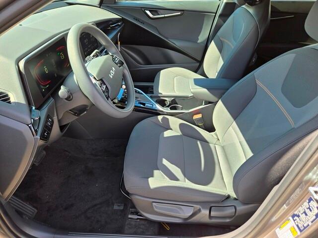 new 2025 Kia Niro car, priced at $28,860