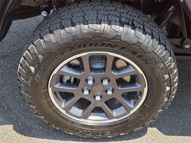 used 2021 Jeep Gladiator car, priced at $31,350