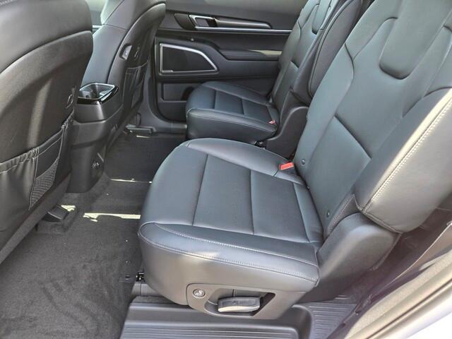 new 2025 Kia Telluride car, priced at $40,575