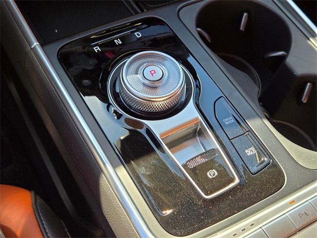 new 2026 Kia Carnival Hybrid car, priced at $45,510