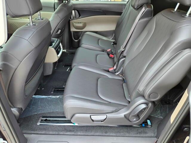 new 2026 Kia Carnival car, priced at $40,720