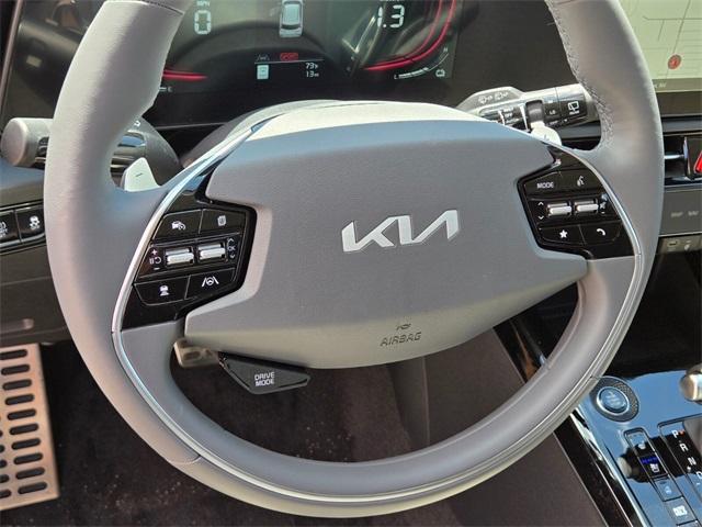 new 2025 Kia Niro car