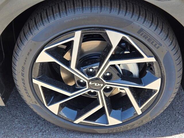 new 2025 Kia K5 car, priced at $36,050