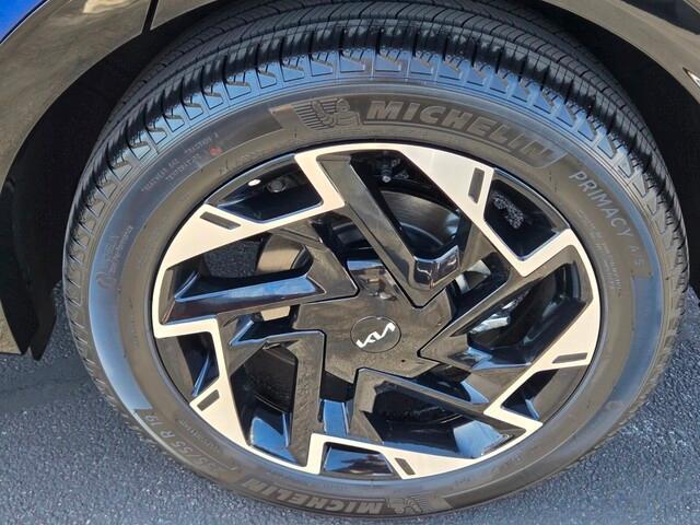 used 2025 Kia Sportage car, priced at $32,750