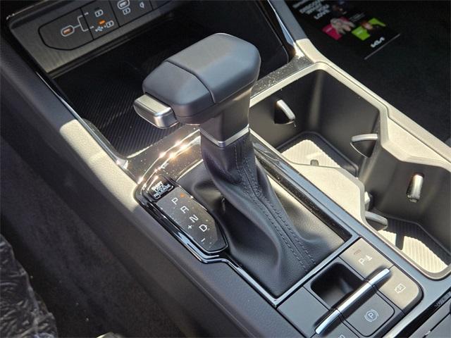 new 2025 Kia K5 car, priced at $30,045