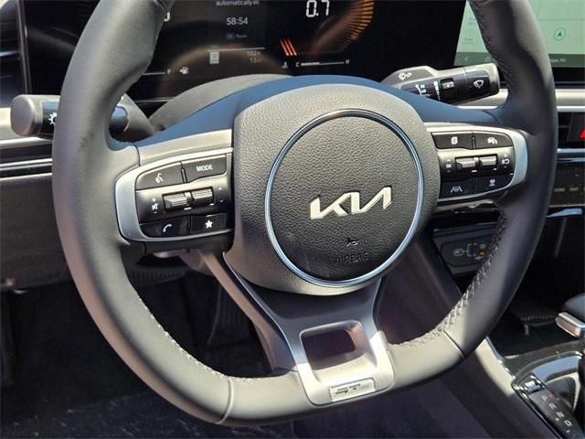 new 2025 Kia K5 car, priced at $30,045