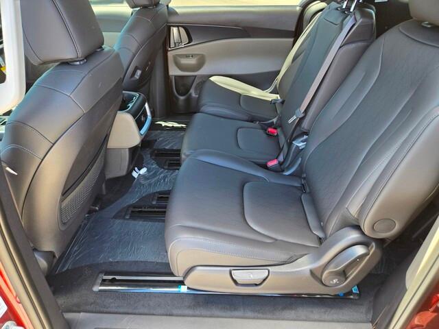 new 2026 Kia Carnival car, priced at $40,720