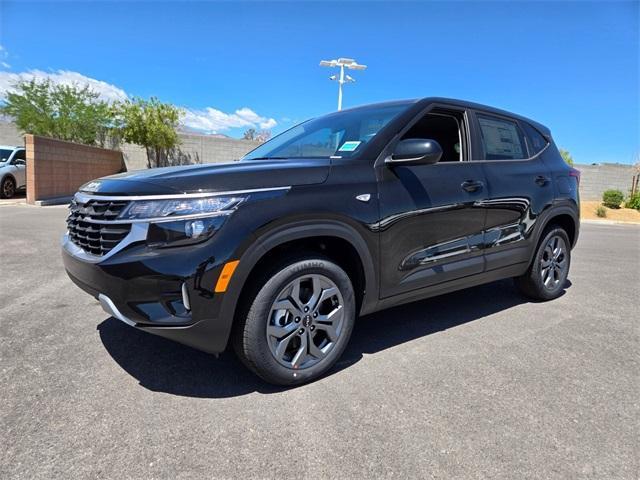 new 2025 Kia Seltos car, priced at $25,800
