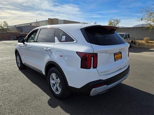 new 2025 Kia Sorento car, priced at $34,085