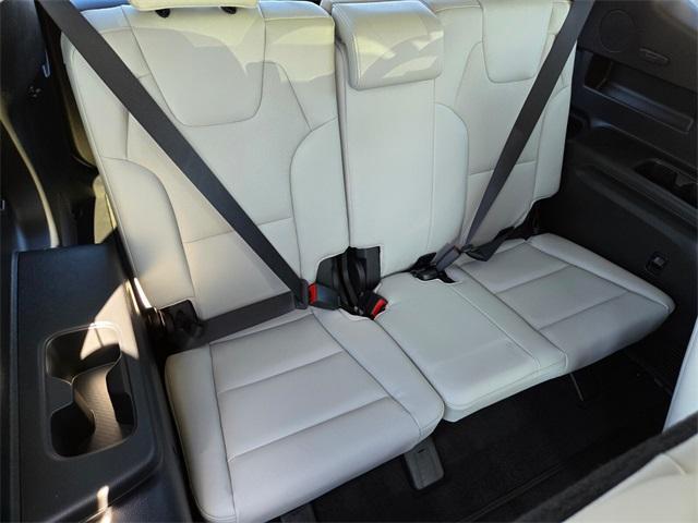 used 2025 Kia Telluride car, priced at $35,988