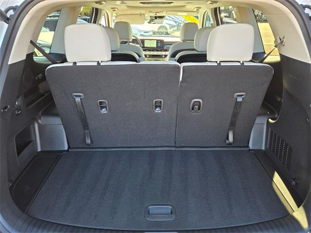 used 2025 Kia Telluride car, priced at $35,988