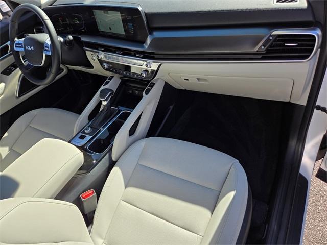 used 2025 Kia Telluride car, priced at $35,988