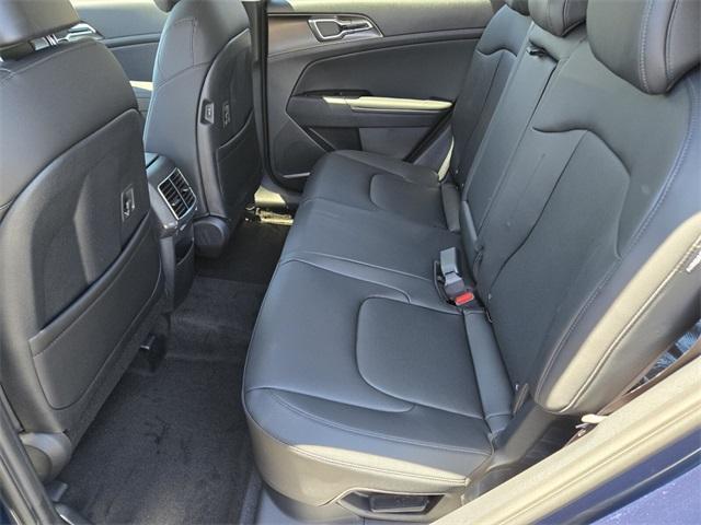 new 2025 Kia Sportage Hybrid car, priced at $33,990