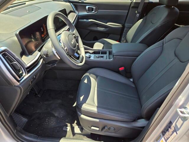 new 2025 Kia Sorento Hybrid car, priced at $41,630