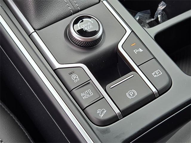 new 2025 Kia Sorento car, priced at $37,315