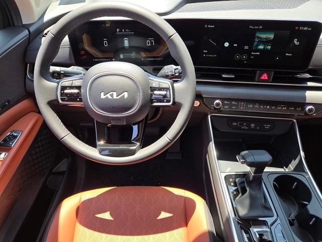 new 2026 Kia Carnival car, priced at $43,385