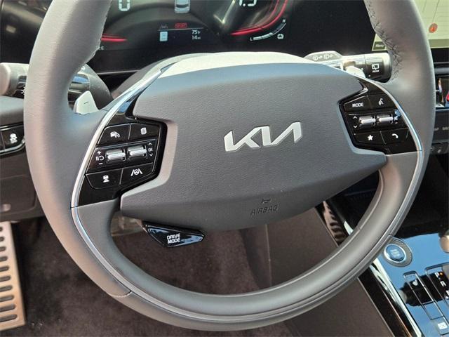 new 2025 Kia Niro car, priced at $33,660