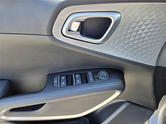 new 2025 Kia Soul car, priced at $24,345