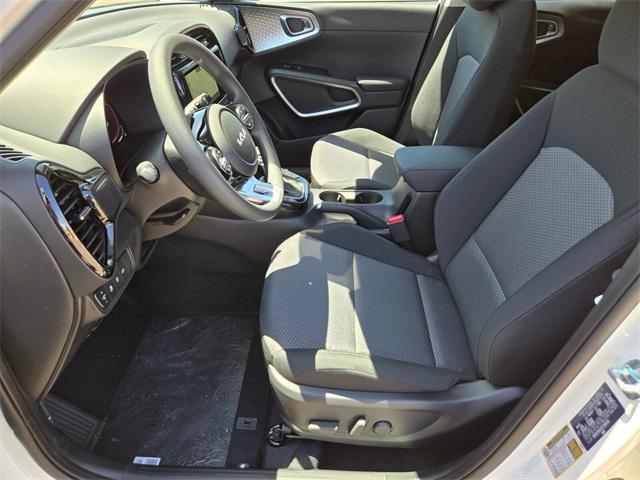 new 2025 Kia Soul car, priced at $25,035