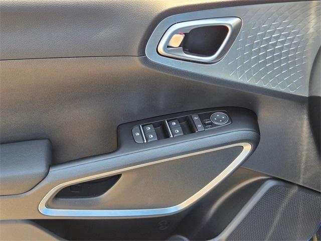 new 2025 Kia Soul car, priced at $24,960