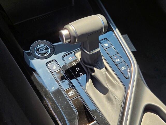 new 2025 Kia Niro car, priced at $31,360