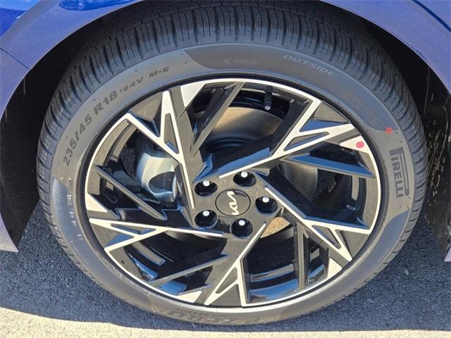 new 2025 Kia K5 car, priced at $31,715