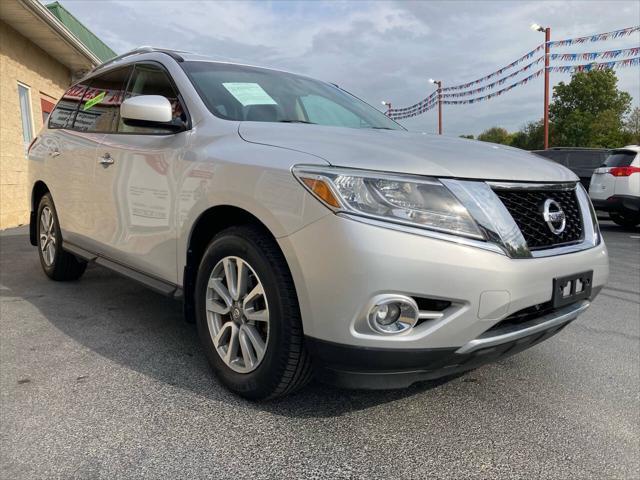 used 2013 Nissan Pathfinder car