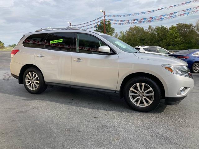 used 2013 Nissan Pathfinder car