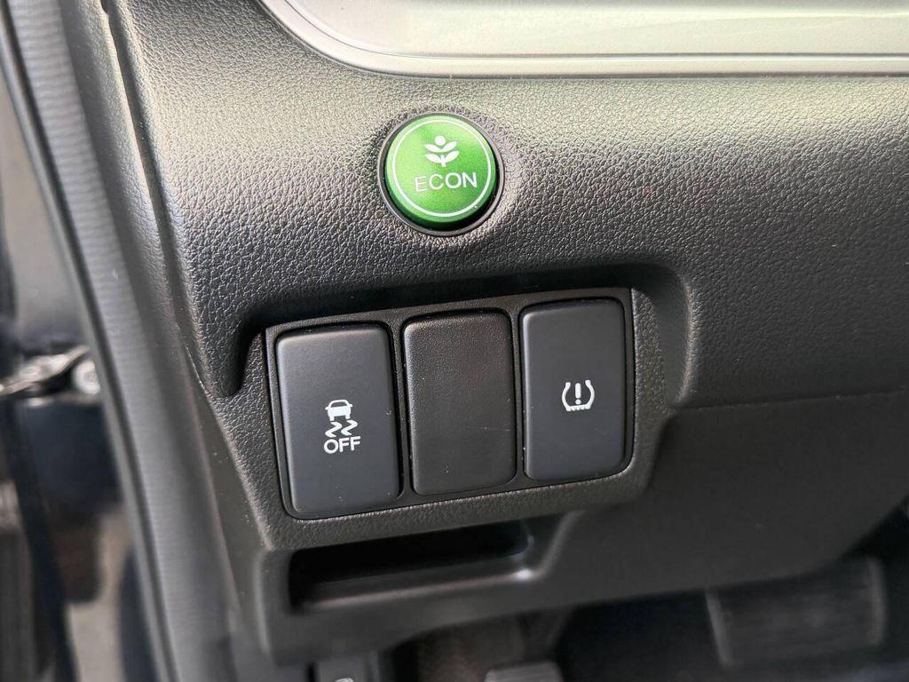 used 2015 Honda CR-V car, priced at $13,995