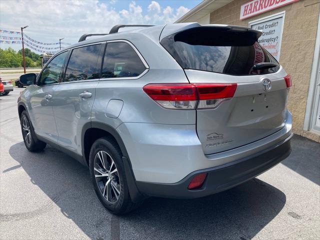 used 2019 Toyota Highlander car, priced at $21,995