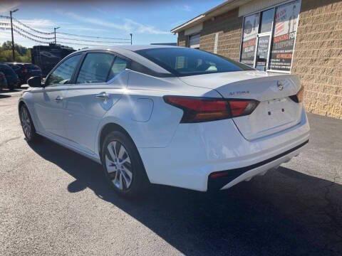 used 2022 Nissan Altima car, priced at $16,995