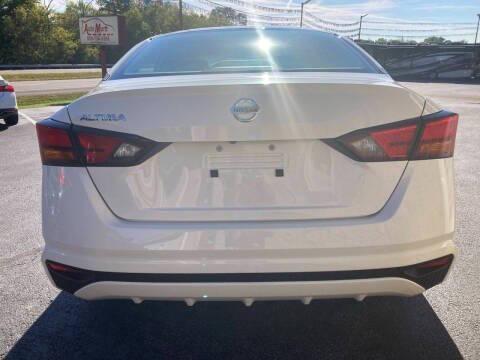 used 2022 Nissan Altima car, priced at $16,995