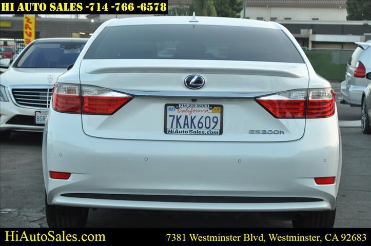 used 2013 Lexus ES 300h car, priced at $12,998