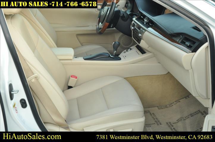 used 2013 Lexus ES 300h car, priced at $12,998