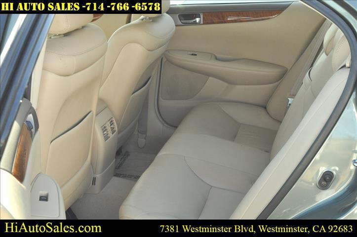 used 2005 Lexus ES 330 car, priced at $8,750