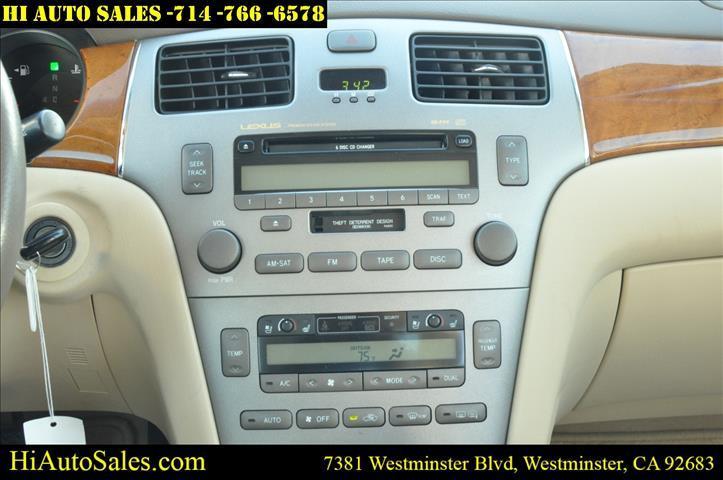 used 2005 Lexus ES 330 car, priced at $8,750