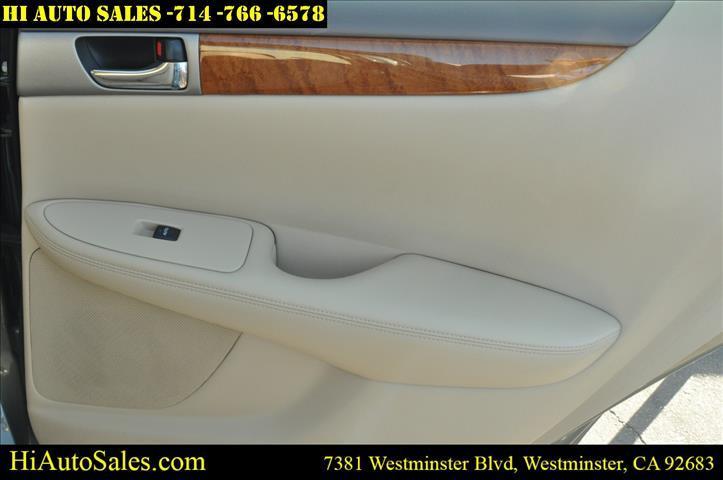 used 2005 Lexus ES 330 car, priced at $8,750