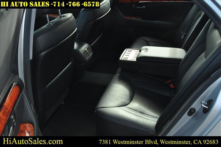 used 2004 Lexus LS 430 car, priced at $12,998