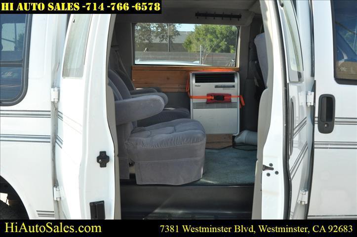 used 2000 Chevrolet Express 1500 car, priced at $3,995